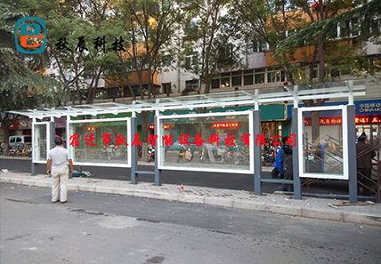 河南省洛阳市（29）套公交站台候车亭顺利完成安装
