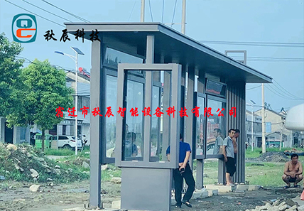 湖北省潜江市（24）套现代公交站台顺利完成发货安装